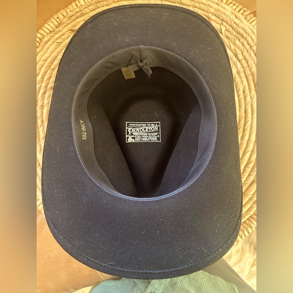 Women’ Vintage Pendleton Black Wool Hat - Picture 6 of 9